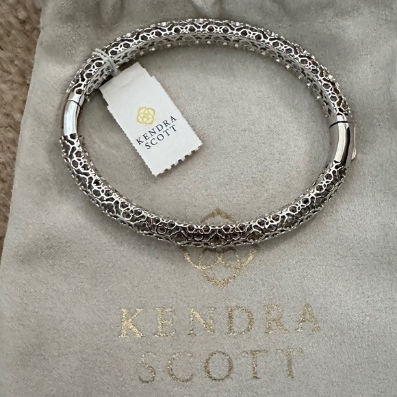Kendra Scott Abbie Bangle Bracelet in Vintage Silver, Size M/L - Picture 15 of 16